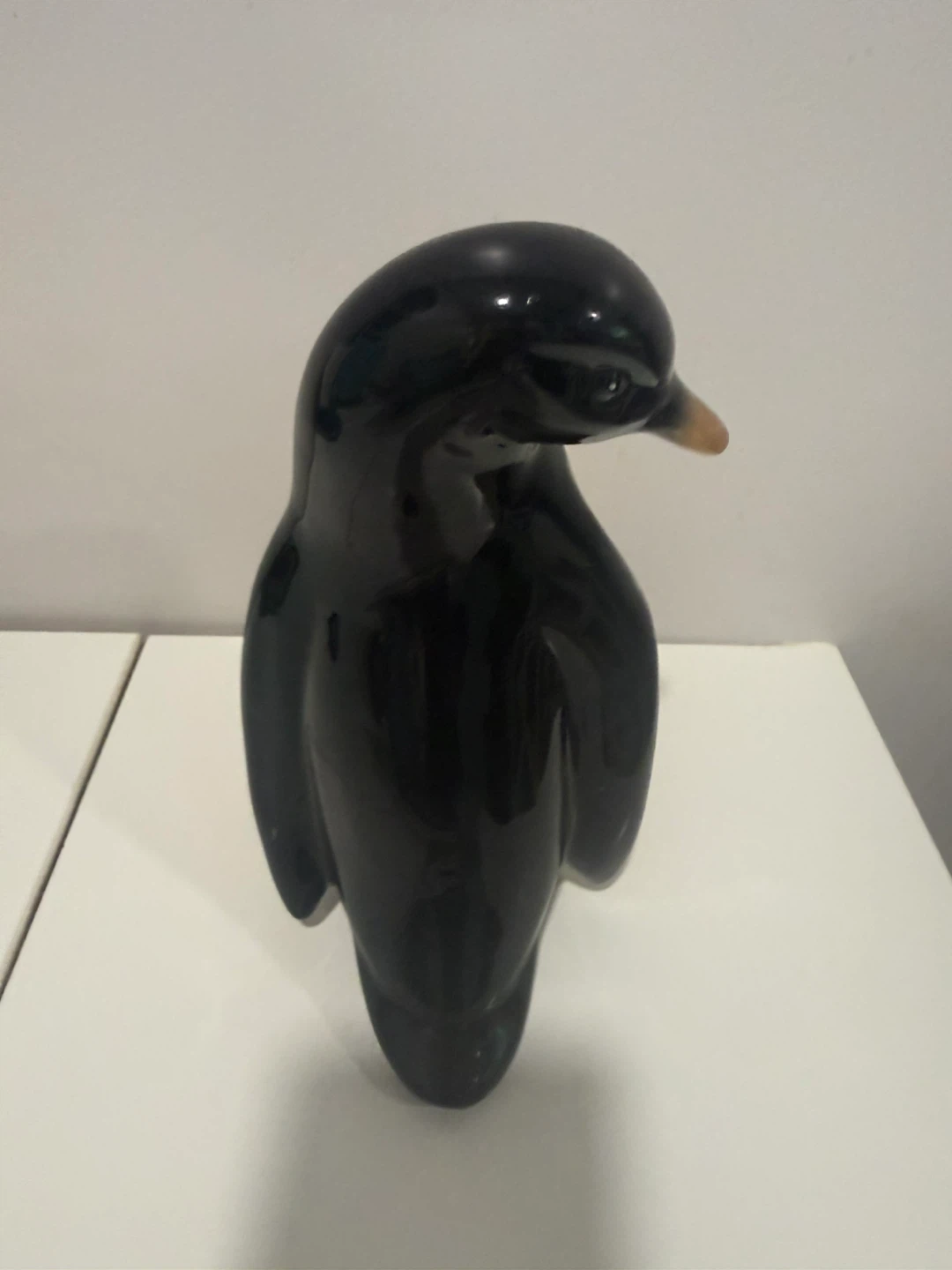 🏈Ceramic Penguin Figurine - photo 2