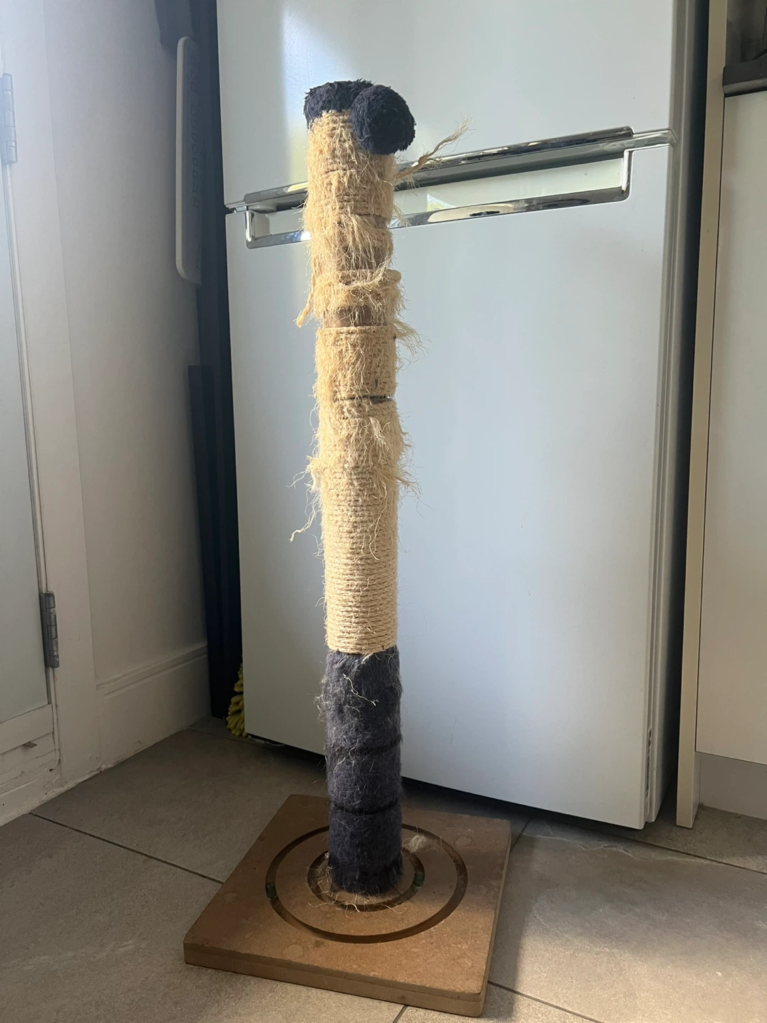 Cat Scratching Post