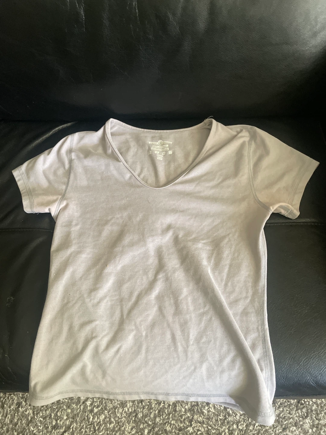 🏈V-Neck T-Shirt Grey