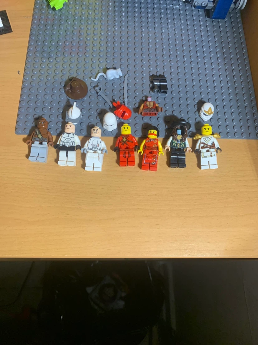 URGENT LEGO STAR WARS/NINJAGO AND POTC SALE - photo 2