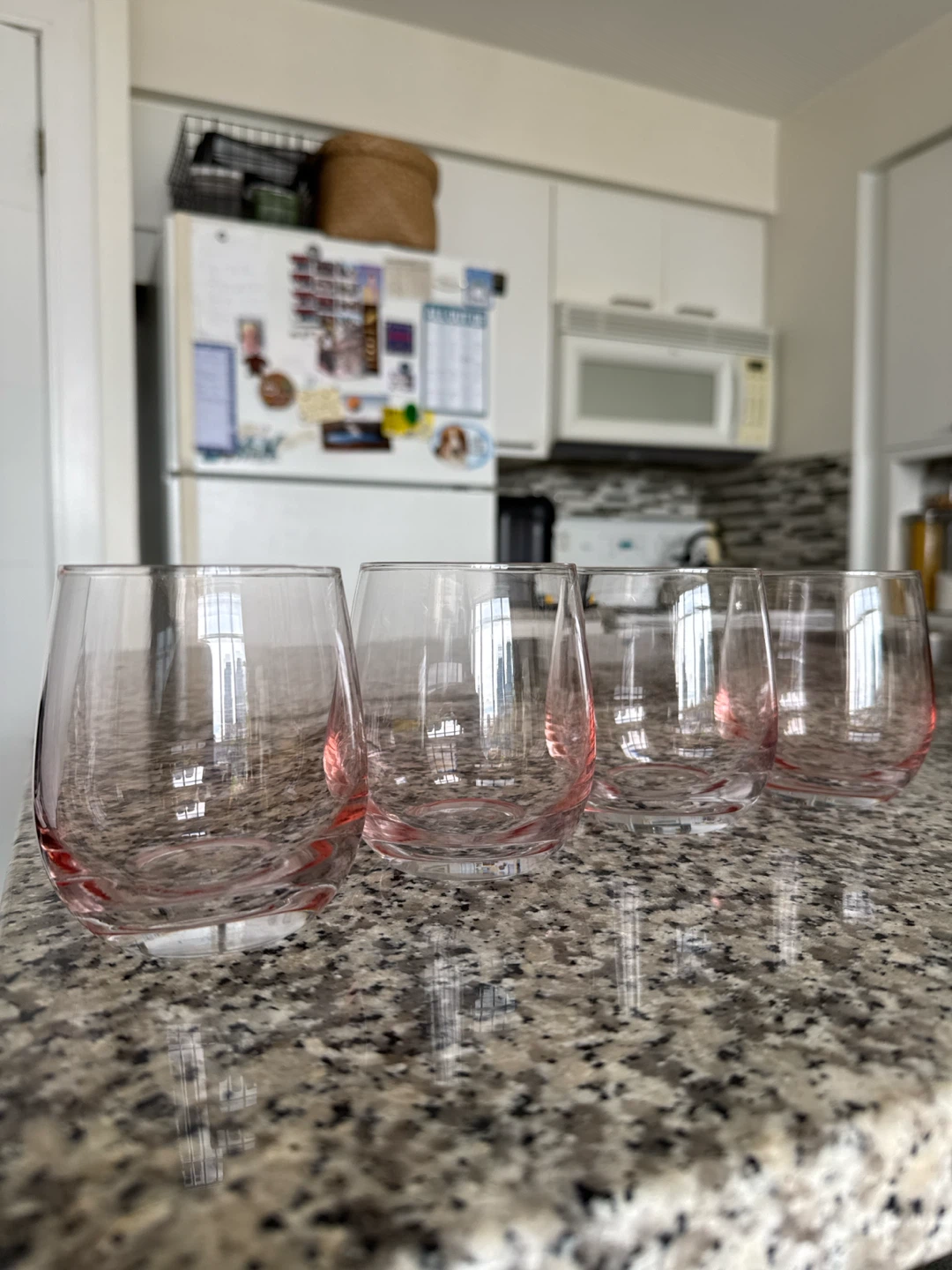 🏈Set of 4 Pink Tinted Stemless Wine Glasses