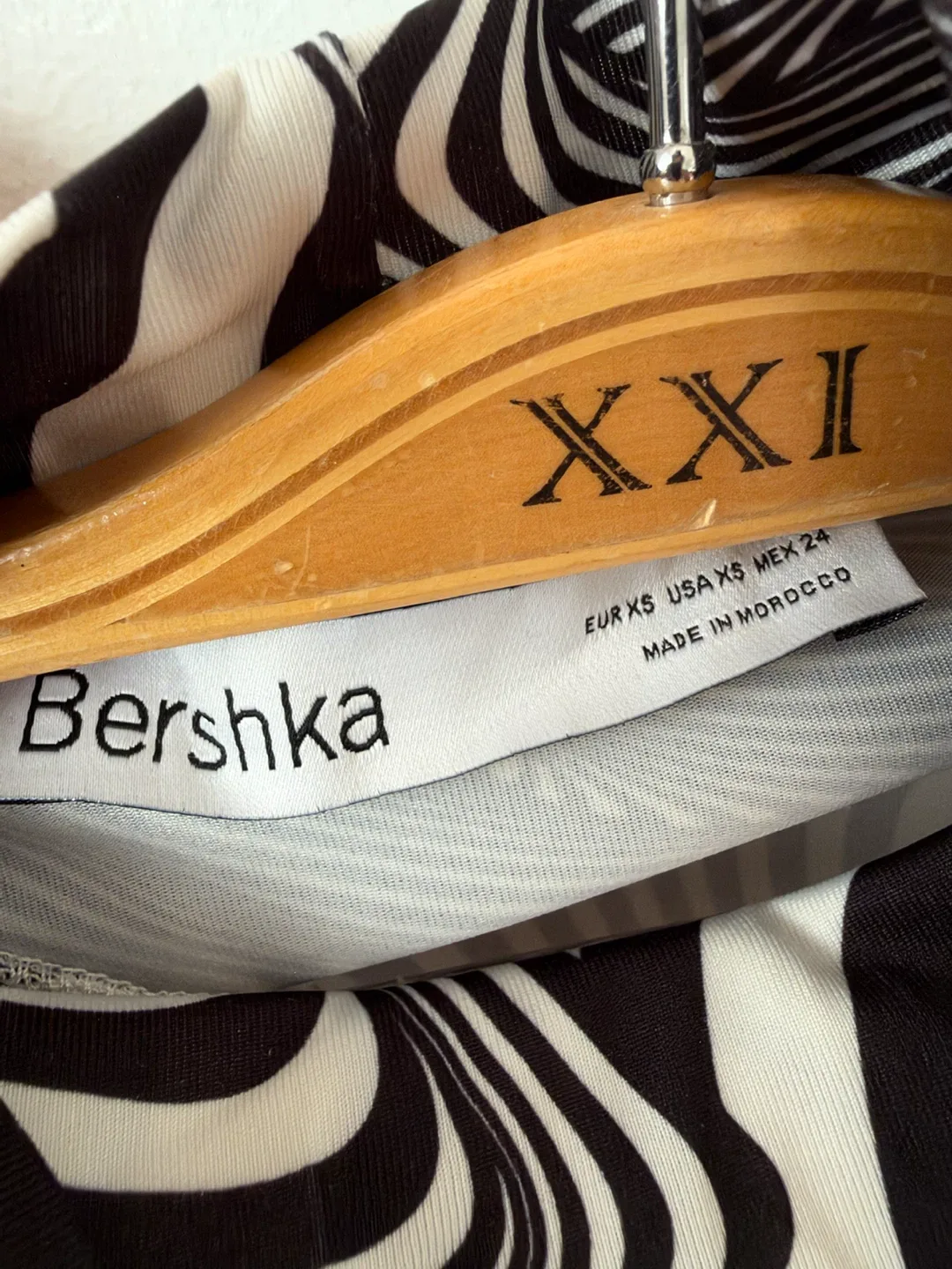 Bershka and stradivarius long sleeve - photo 2