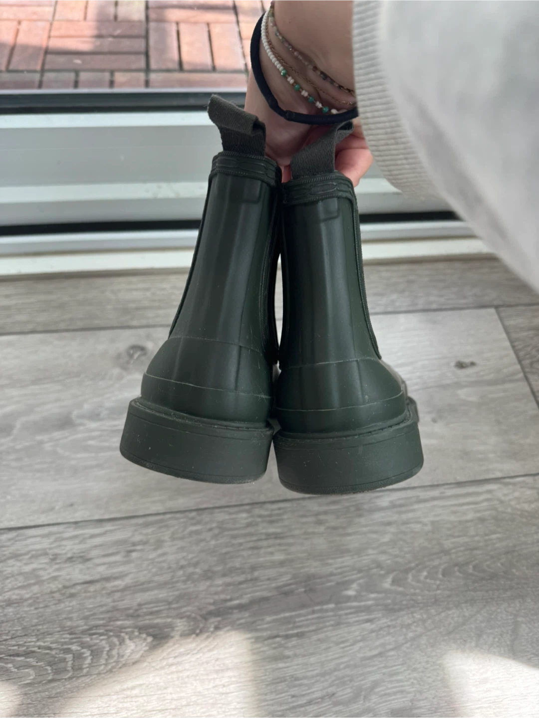 Size 6 US - Hunter Chelsea Rain Boots - photo 3