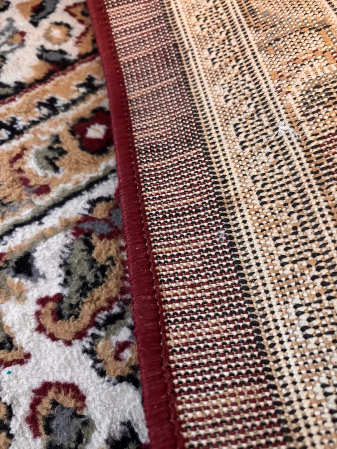 Traditional Persian-style area rug - photo 3
