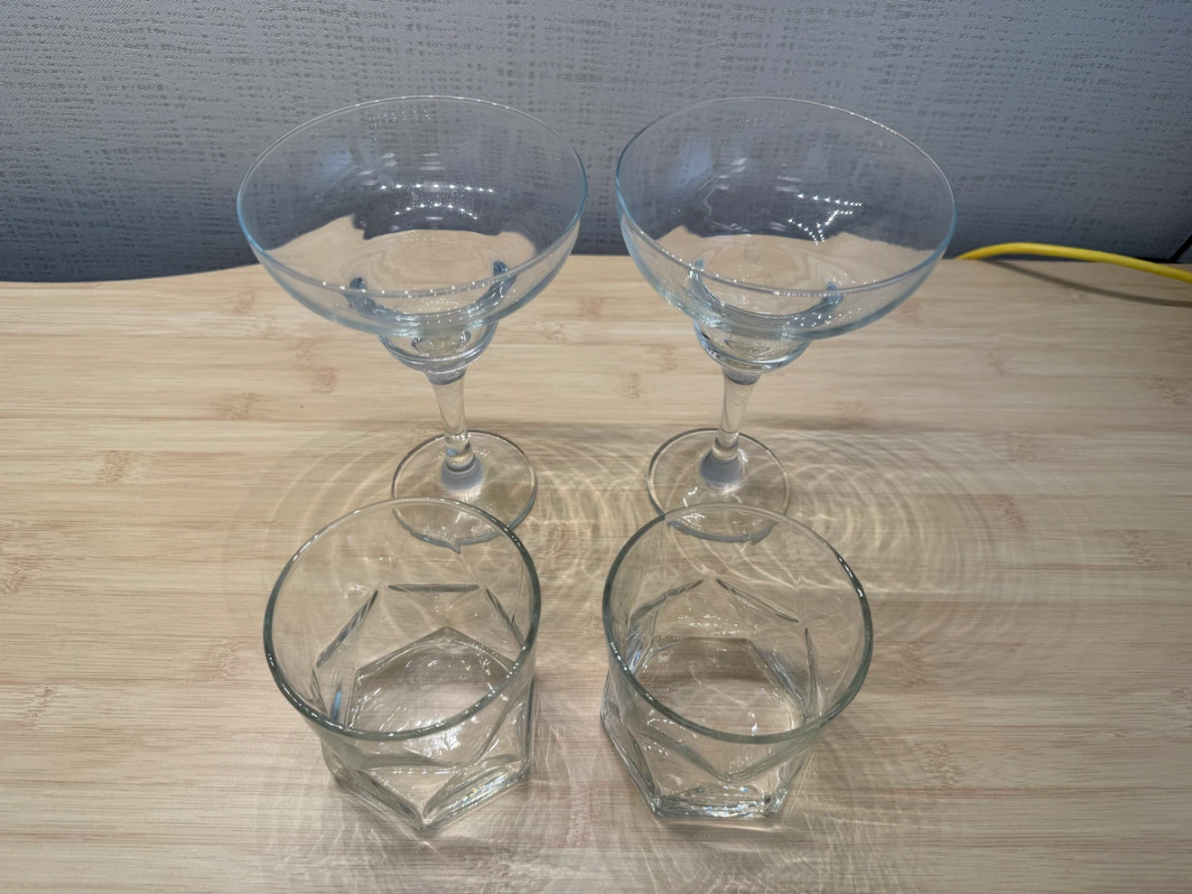 Set of 4 Glass Drinkware