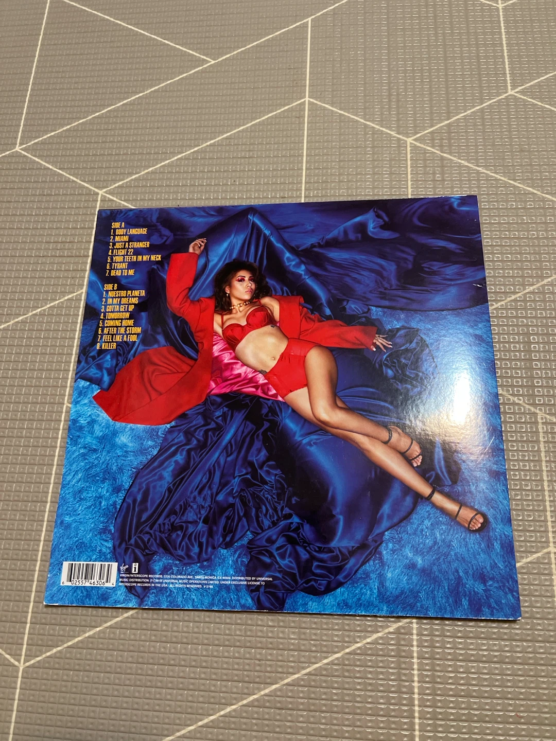 Kali Uchis - Isolation Vinyl Record 🏈 - photo 2