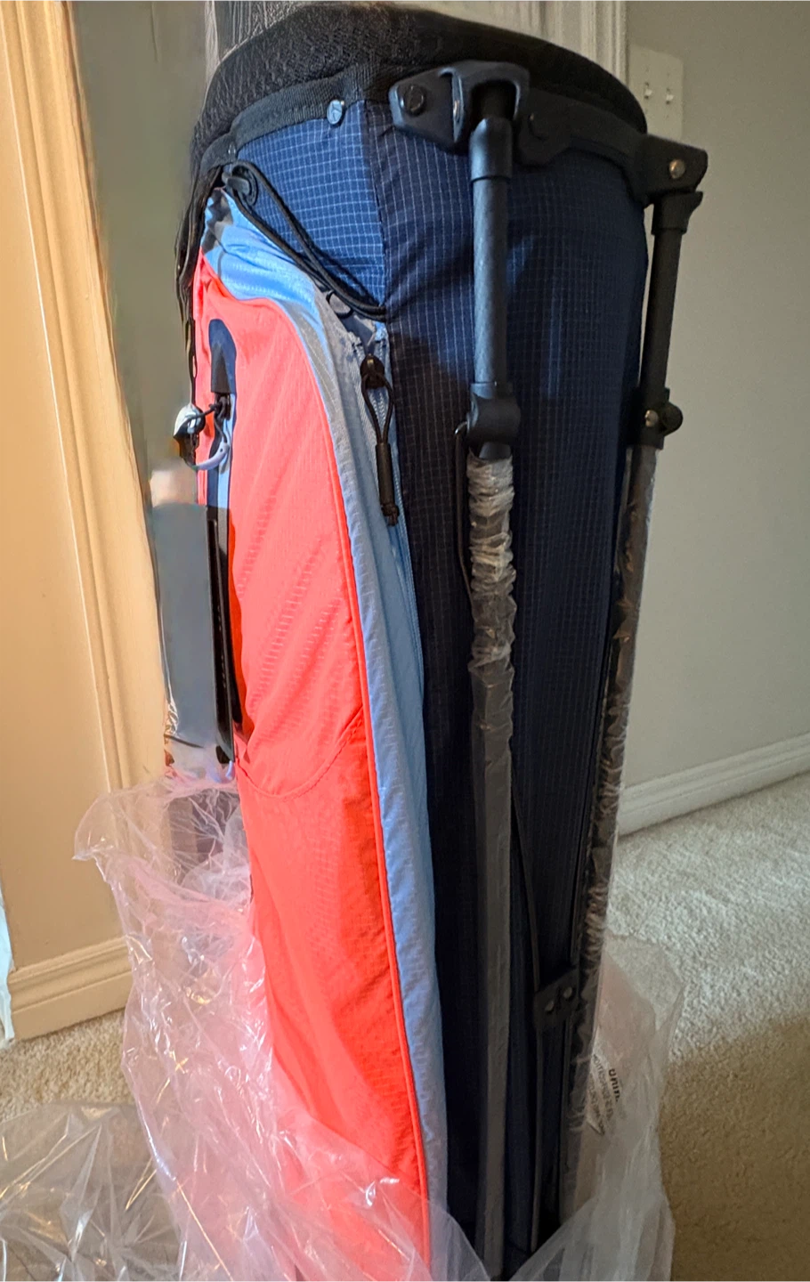 TaylorMade FlexTech SuperLite Golf Bag – Brand New – Coral/Navy - photo 2