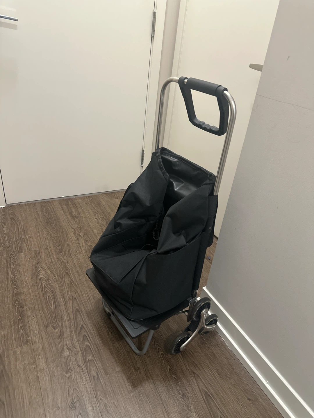Black Folding Shopping Trolley