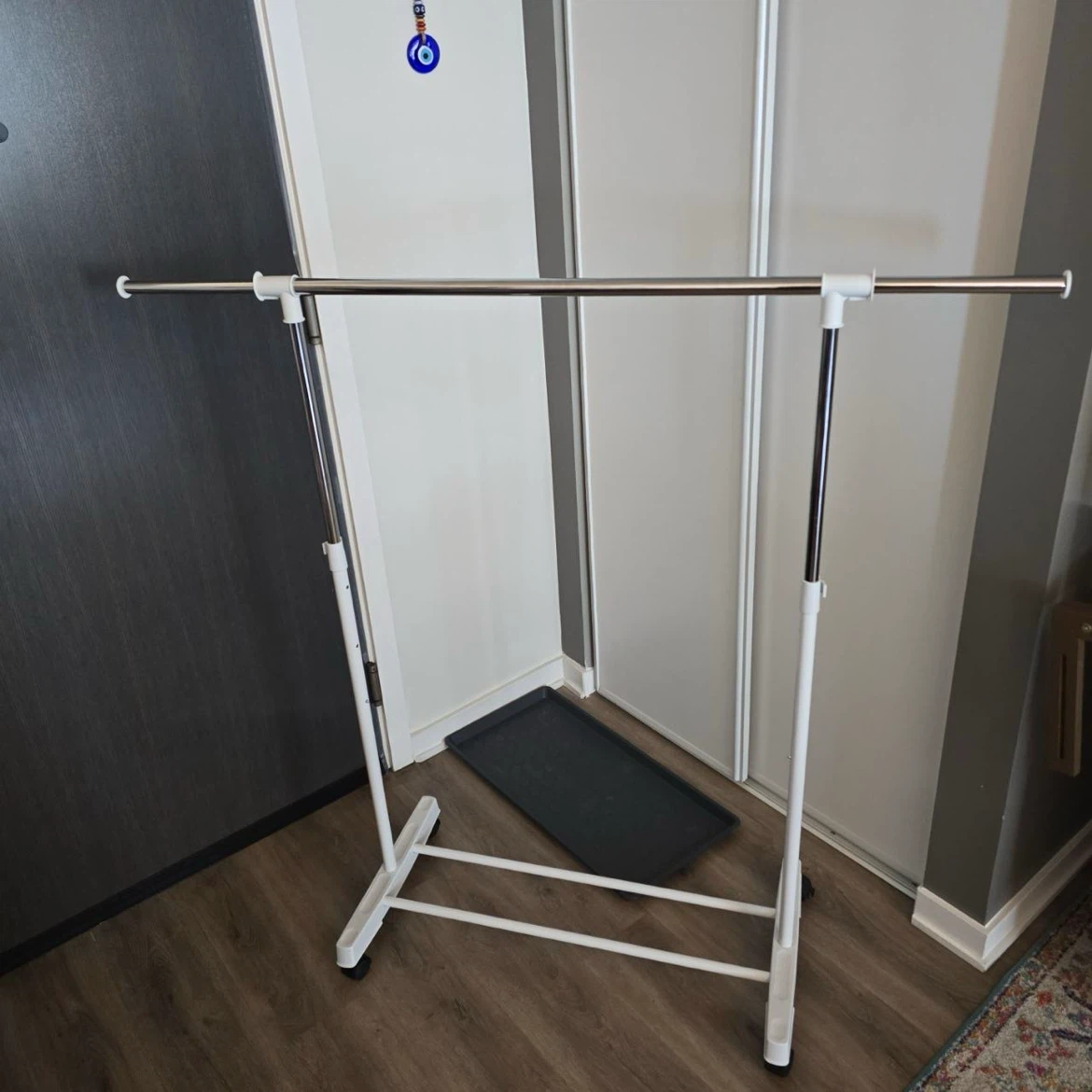 Adjustable Rolling clothing Rack