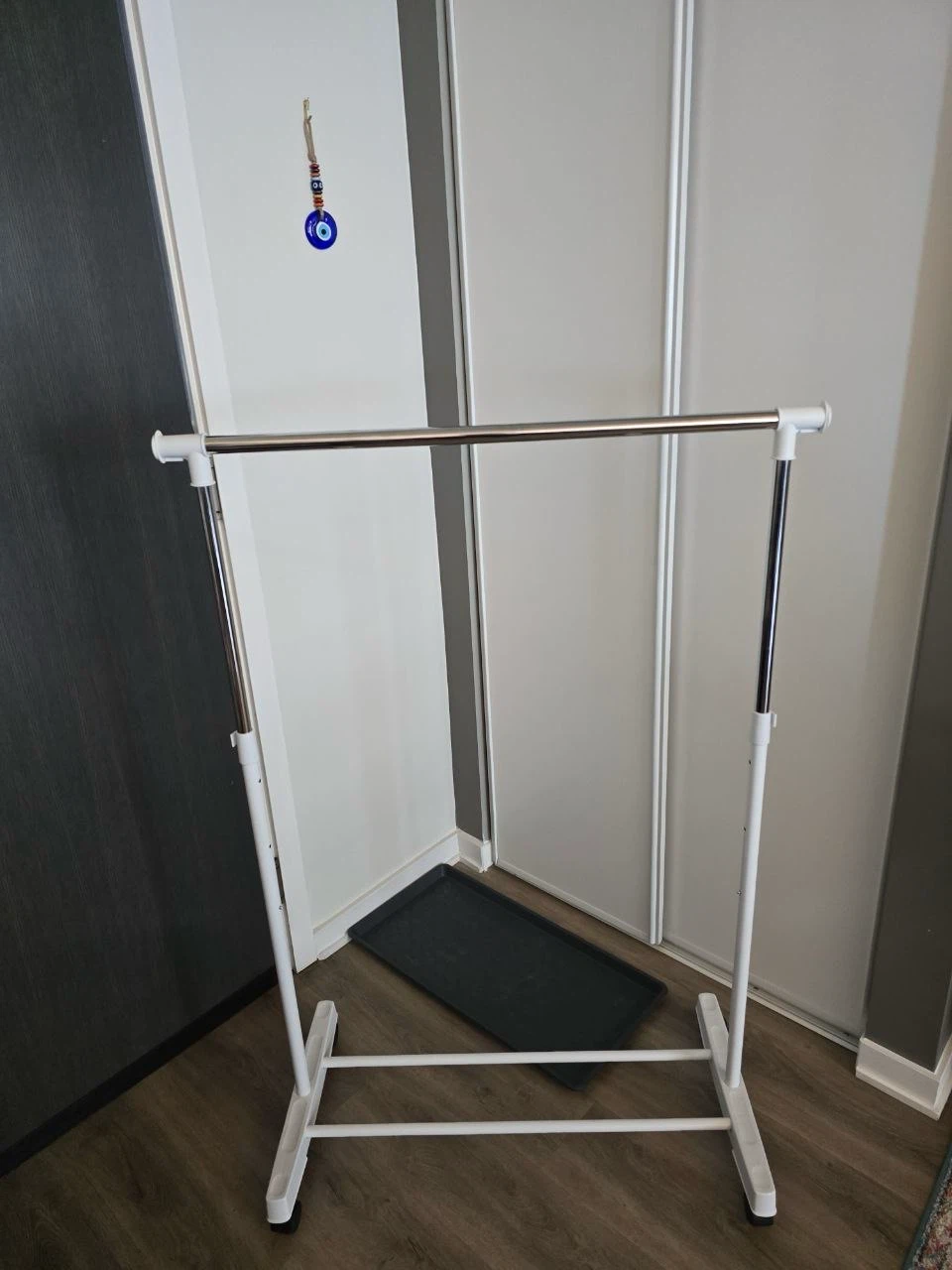 Adjustable Rolling clothing Rack - photo 3