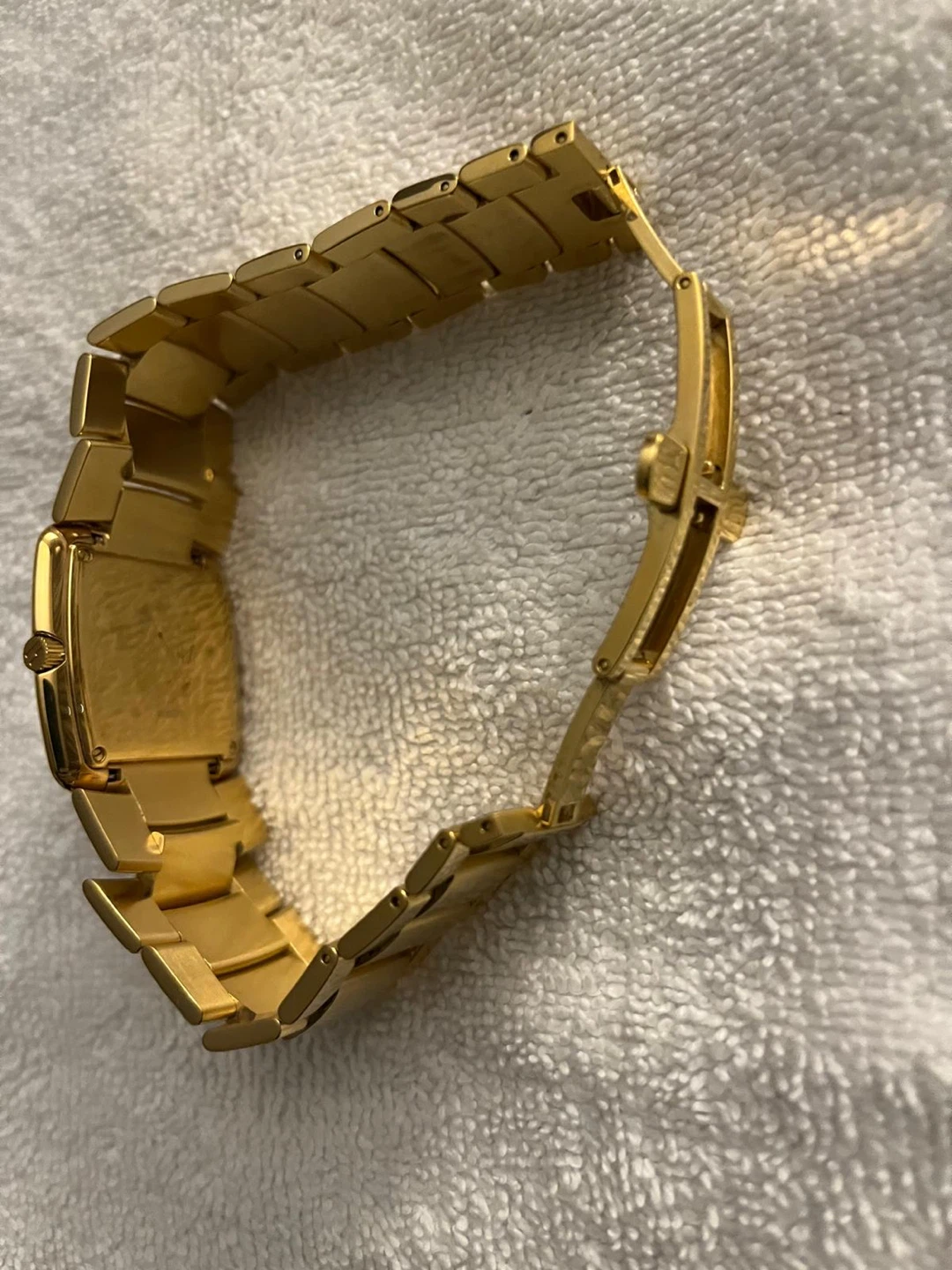 Gucci Gold-Tone Quartz Watch - photo 5