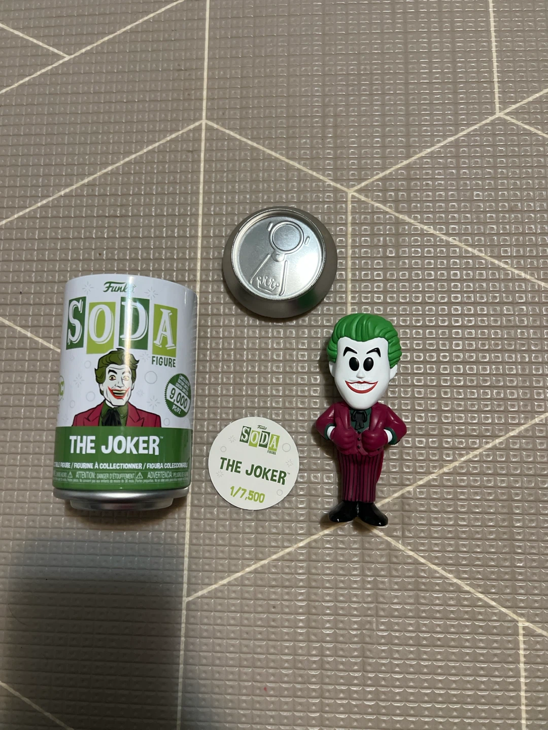 Funko Soda The Joker Figure 🏈