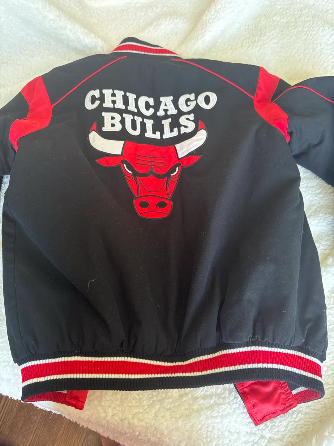 Chicago Bulls Reversible Bomber Jacket - photo 3