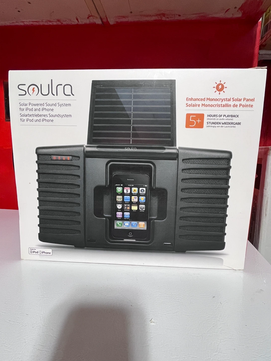 Soulra Solar Powered Sound System for iPod and iPhone
