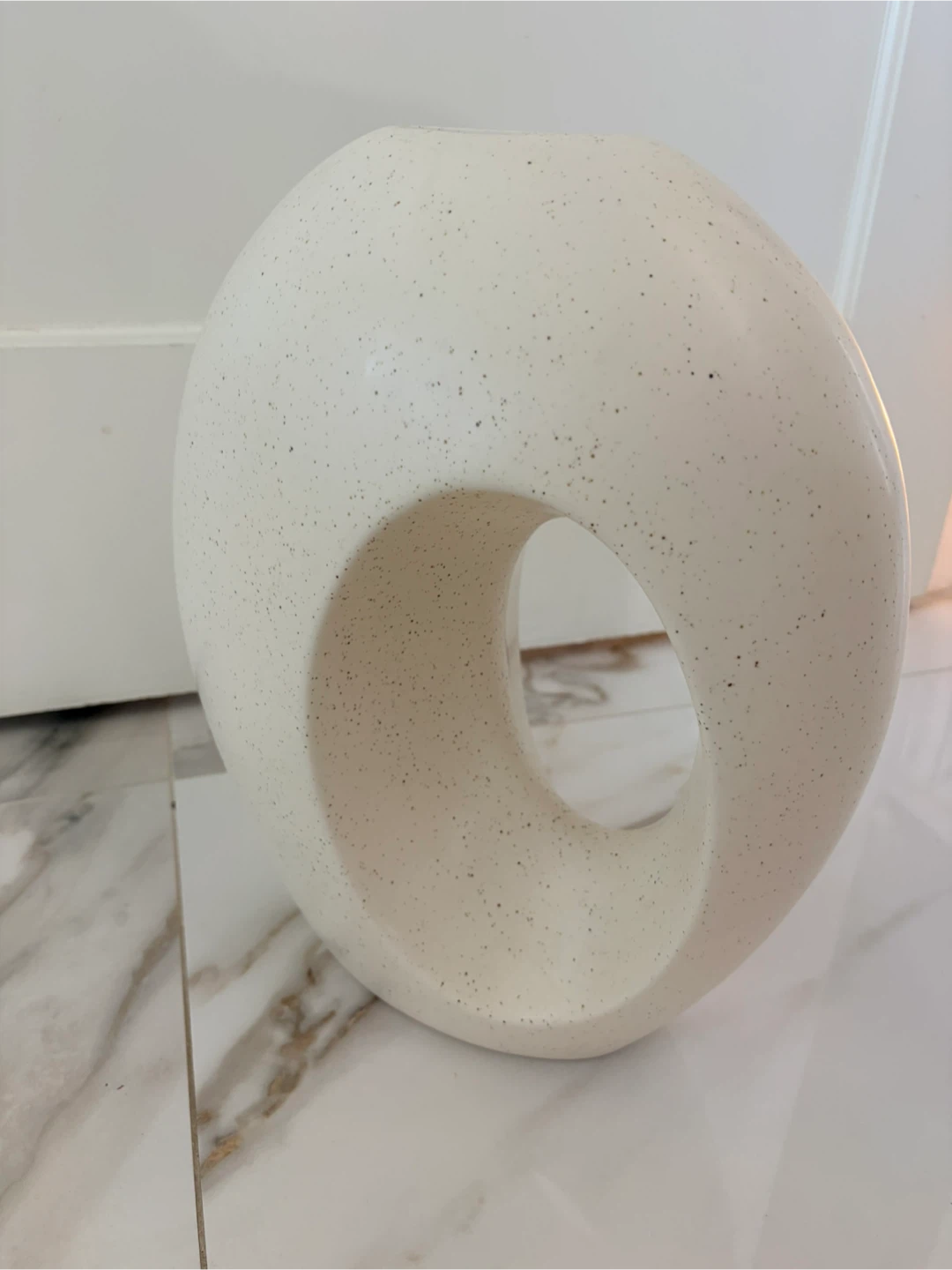 Cream Speckled Ceramic Vase - photo 2