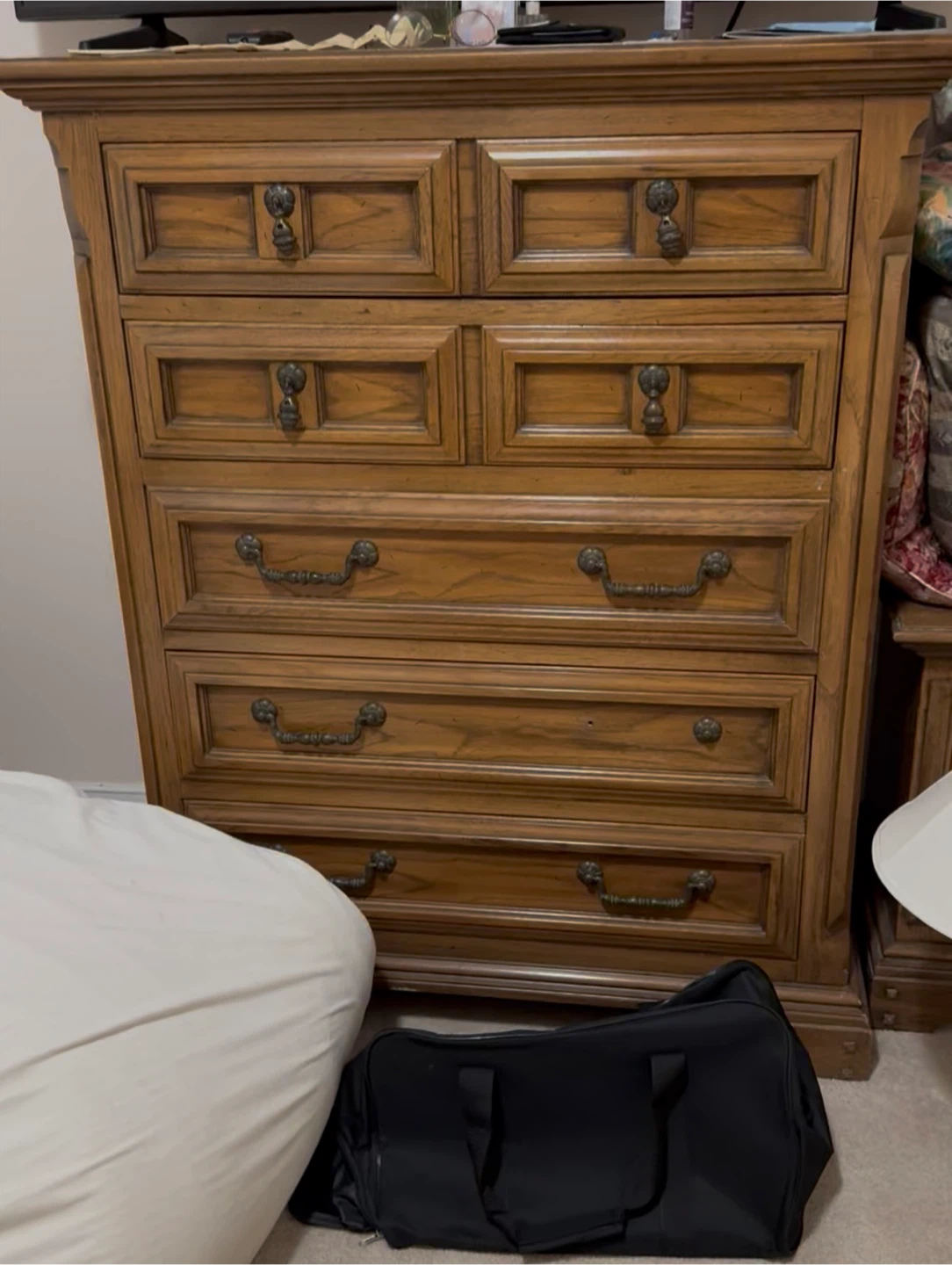 Thomas Bill- Solid Wood 6-Drawer Dresser