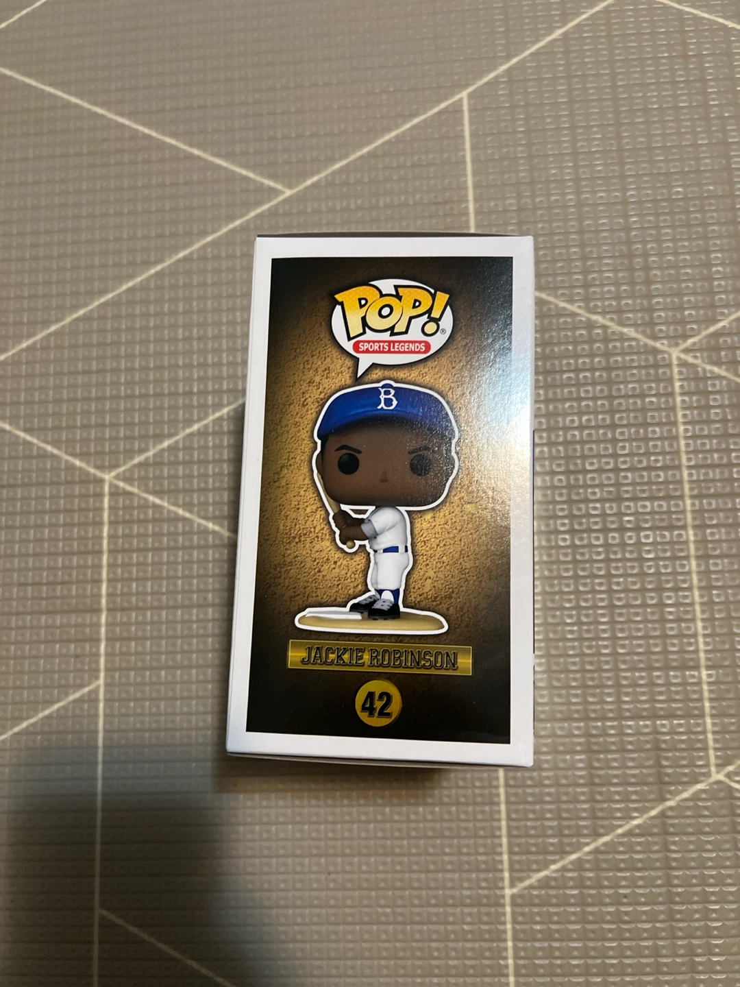 Funko Pop Sports Legends Jackie Robinson Chase Edition 🏈 - photo 4