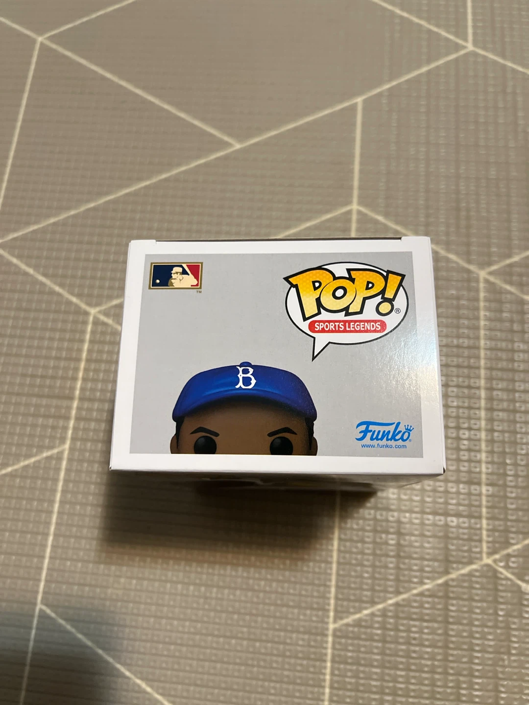Funko Pop Sports Legends Jackie Robinson Chase Edition 🏈 - photo 5