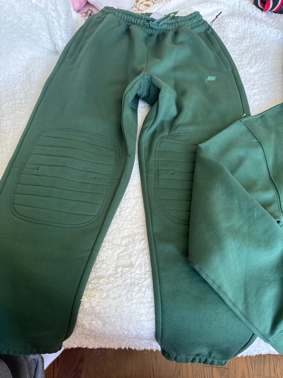 Nike Green Therma-FIT Hoodie and Joggers Set - photo 4