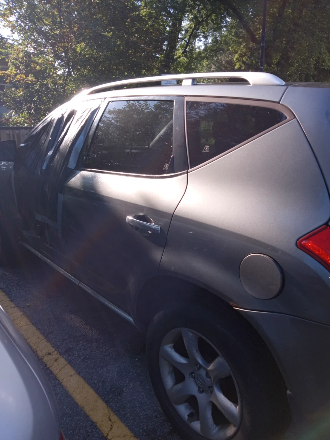 Grey Nissan Murano - photo 3