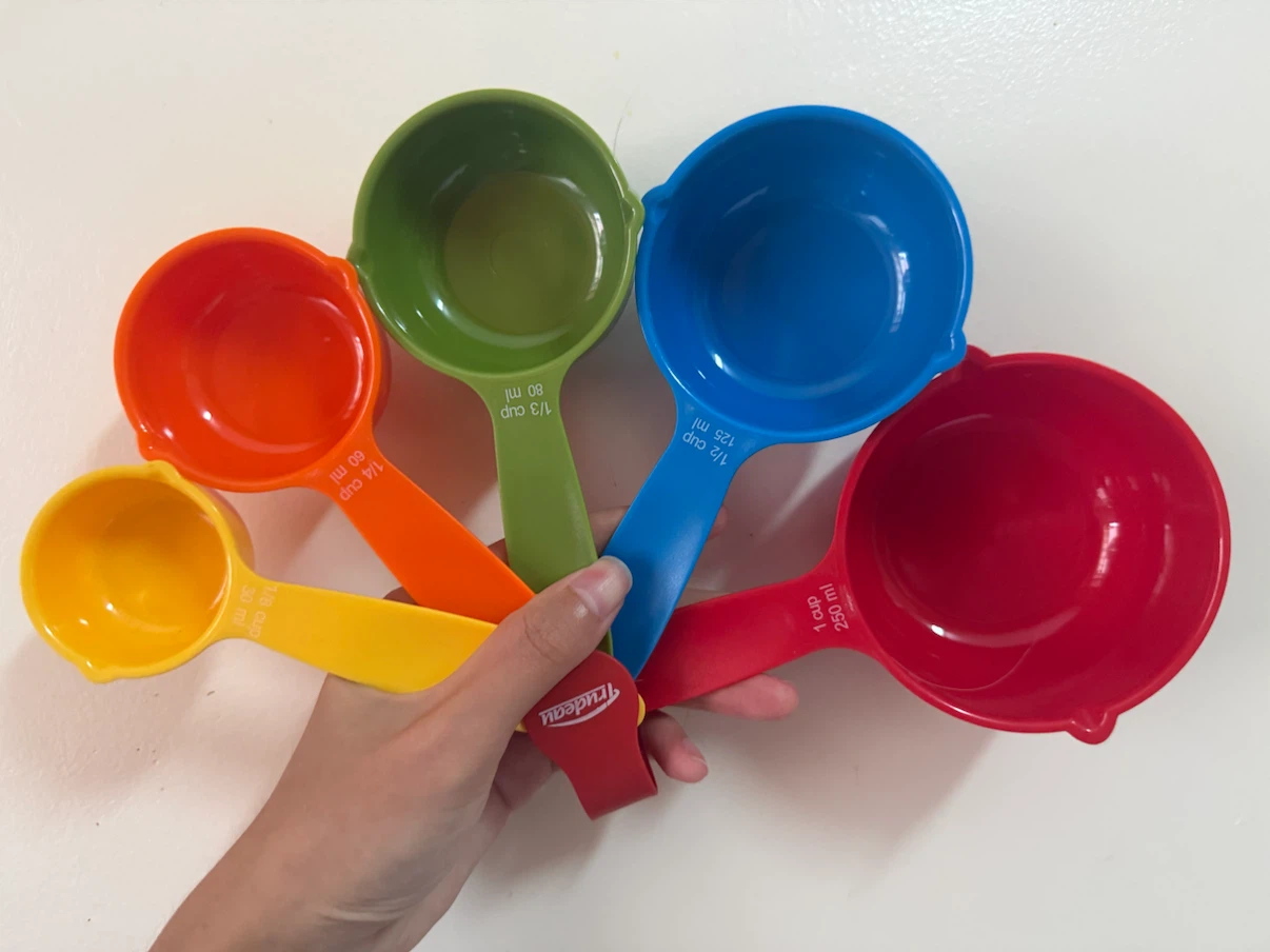 Trudeau Plastic Measuring Cup Set - photo 3