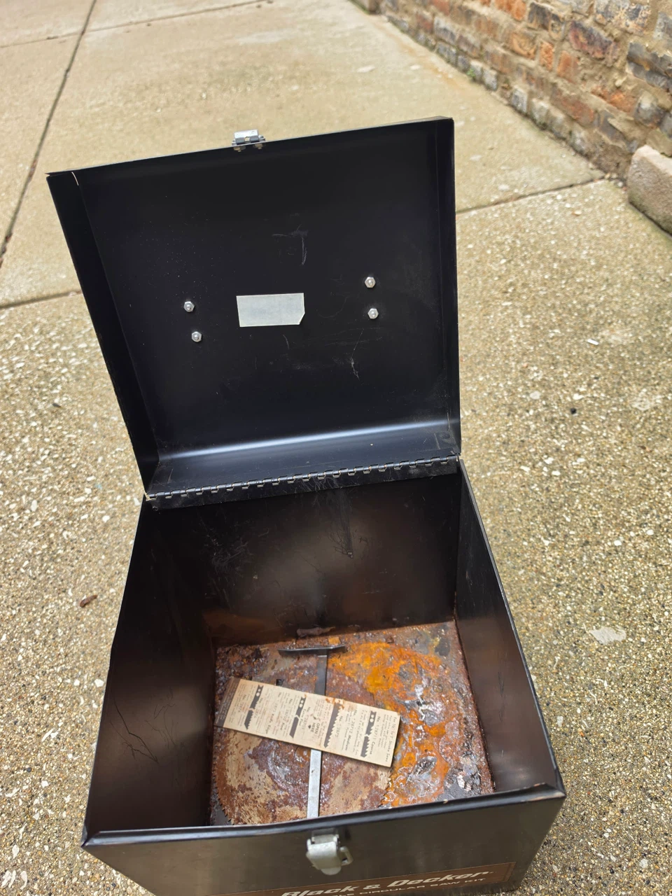 Vintage Blck&Decker Metal Case&Milwaukee plastic case - photo 3