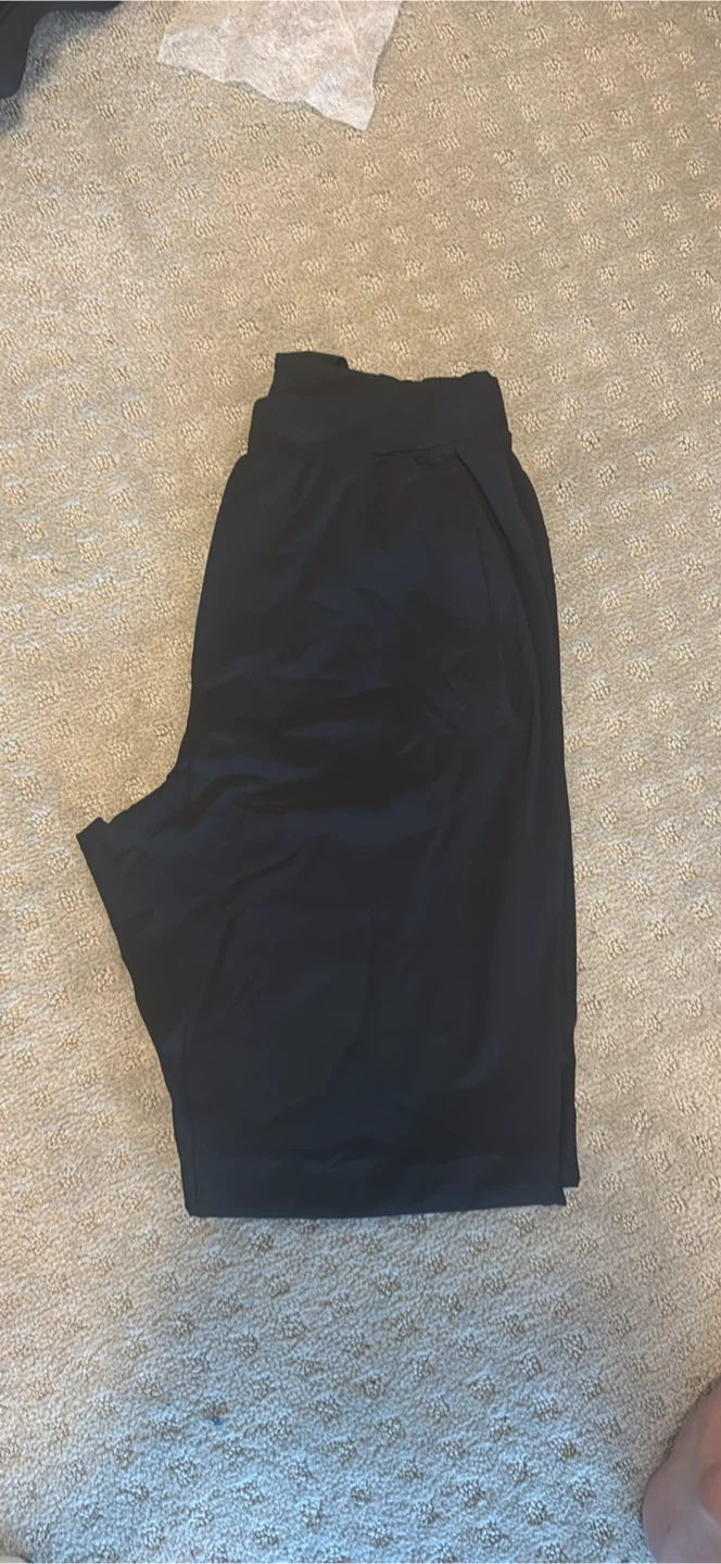 Lululemon Black Athletic Pants - photo 3