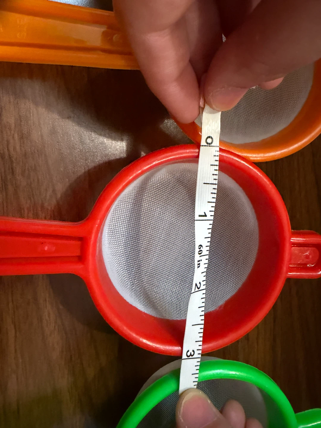 Small plastic tea strainers $10 for 21 - photo 2