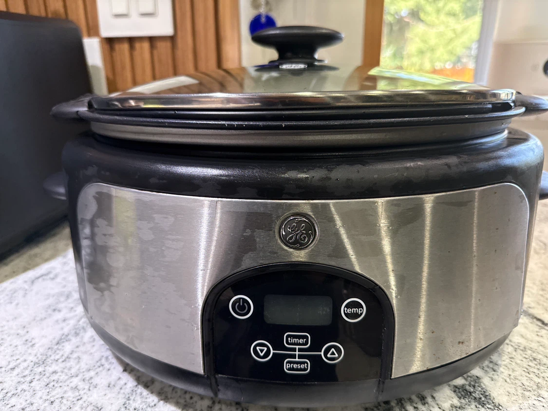 GE Programmable Slow Cooker - photo 3