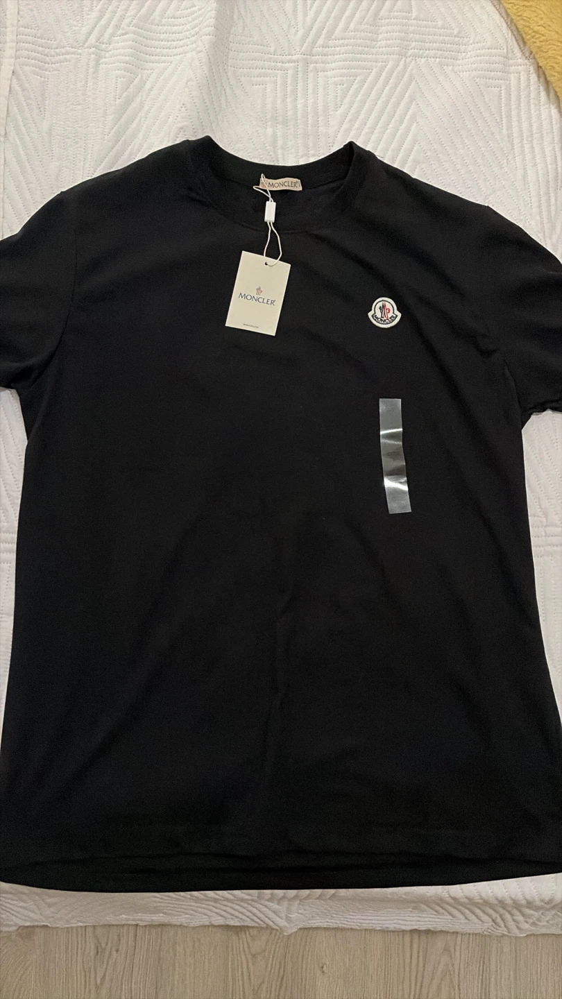 Moncler black t-shirt
