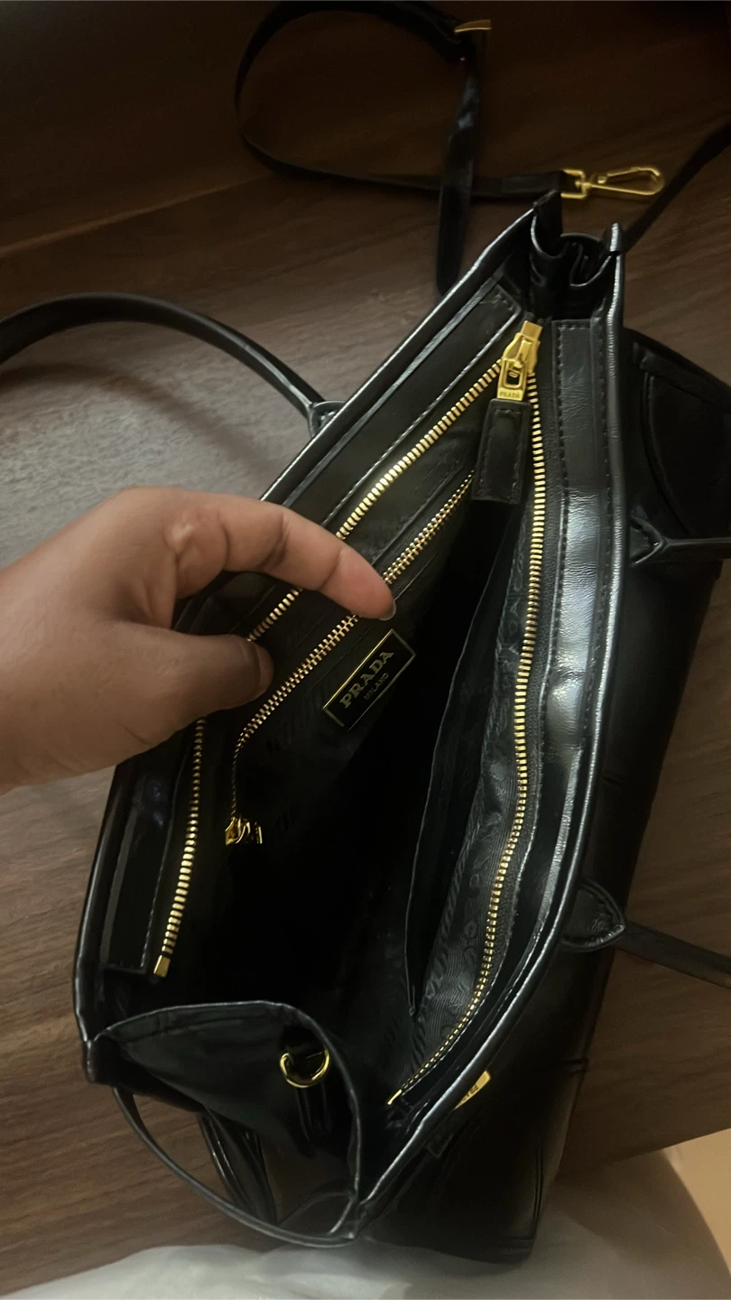 Prada Bonnie medium leather bag - photo 4