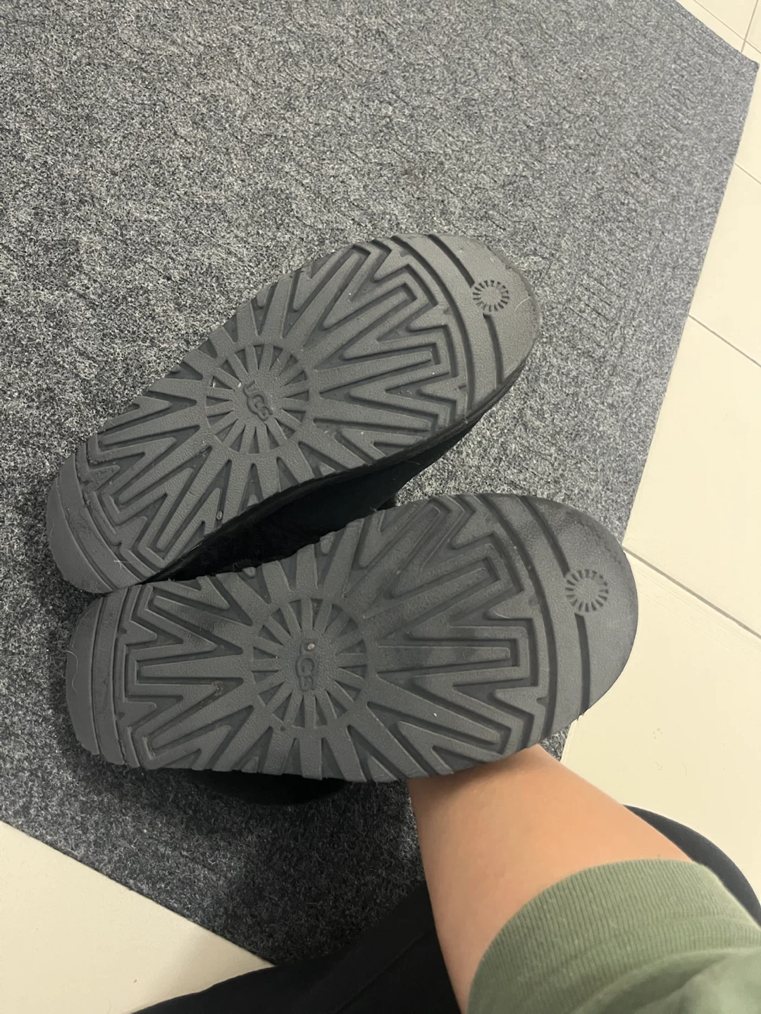 UGG Tasman Platform Slippers - Black - photo 5