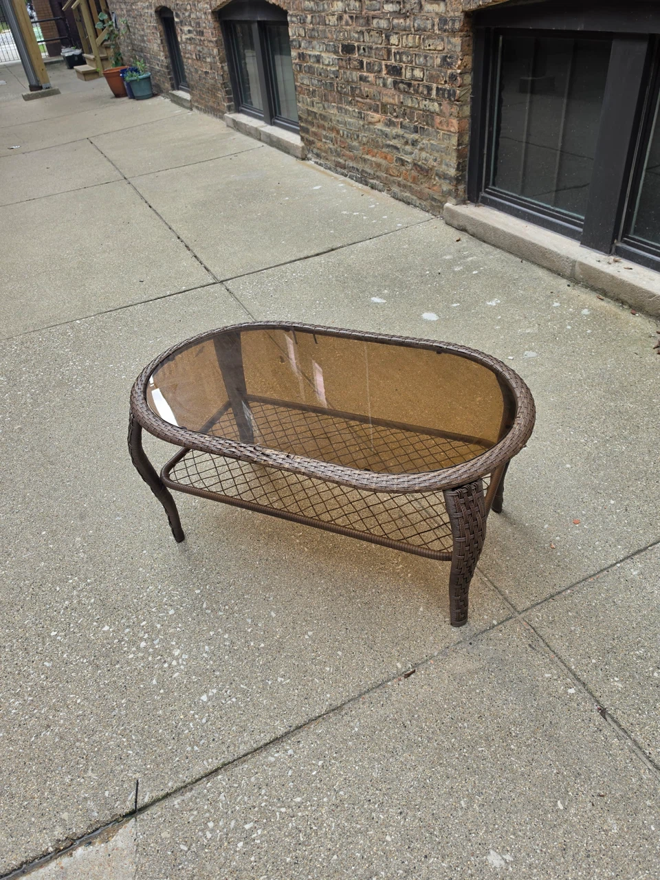 Oval Wicker Coffee Table with Glass Top - photo 2