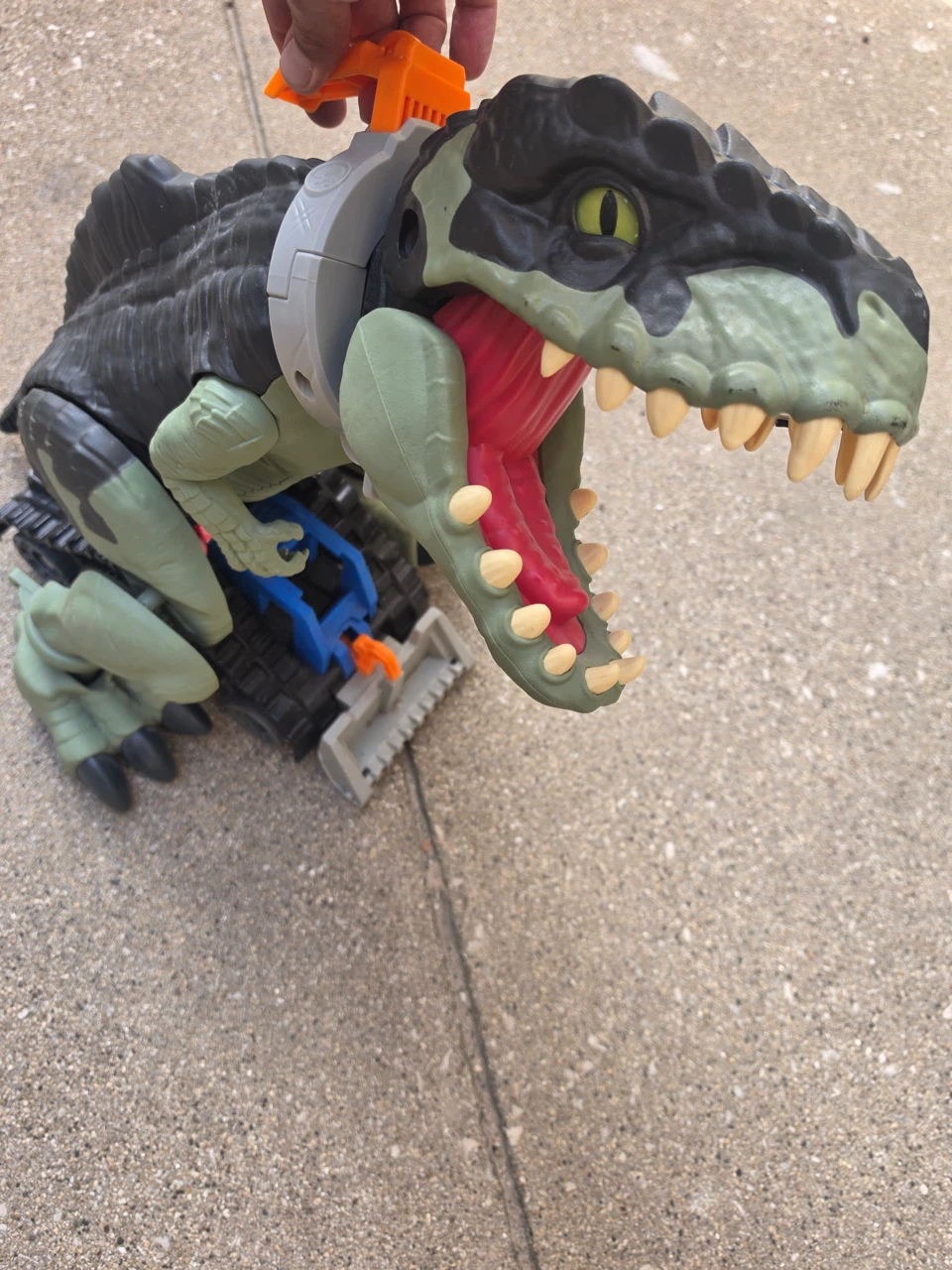 Jurassic World Dino Trux Toy - photo 2