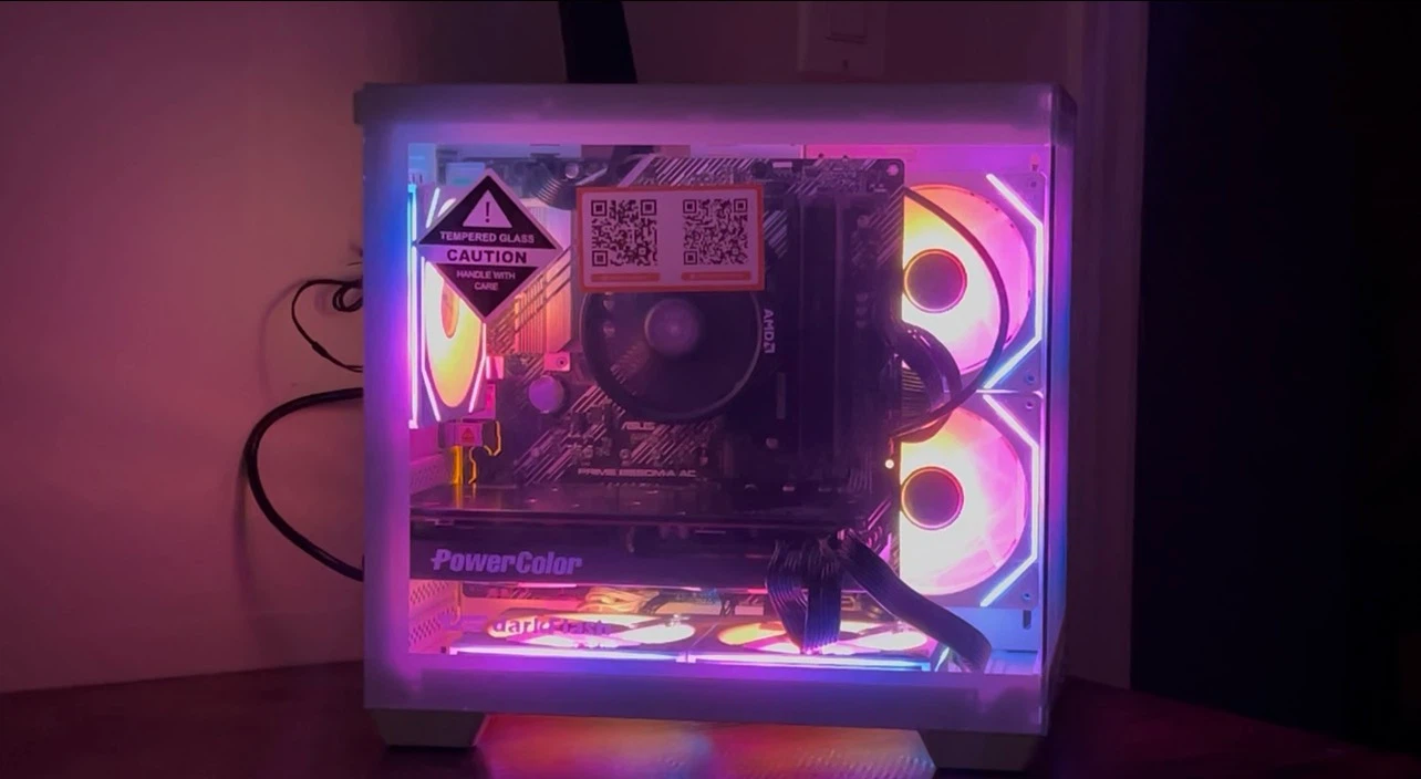 *BRAND NEW* Gaming PC (R5 16GB RAM 5700XT)