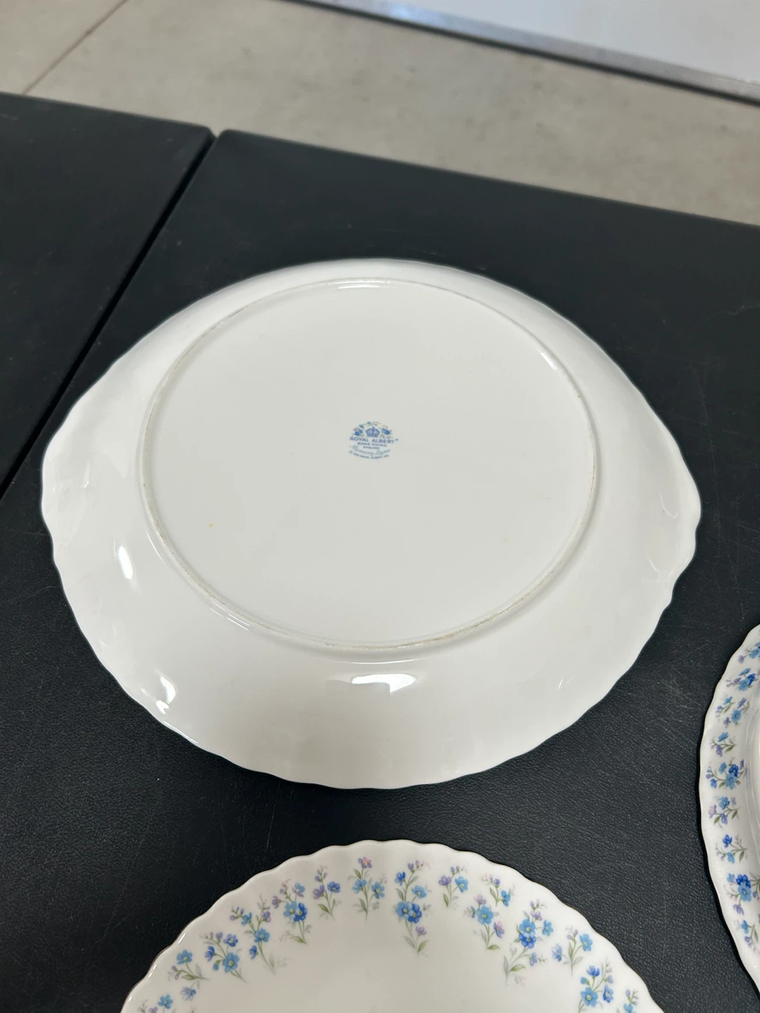 Royal Albert Memory Lane Casserole Dish - photo 4