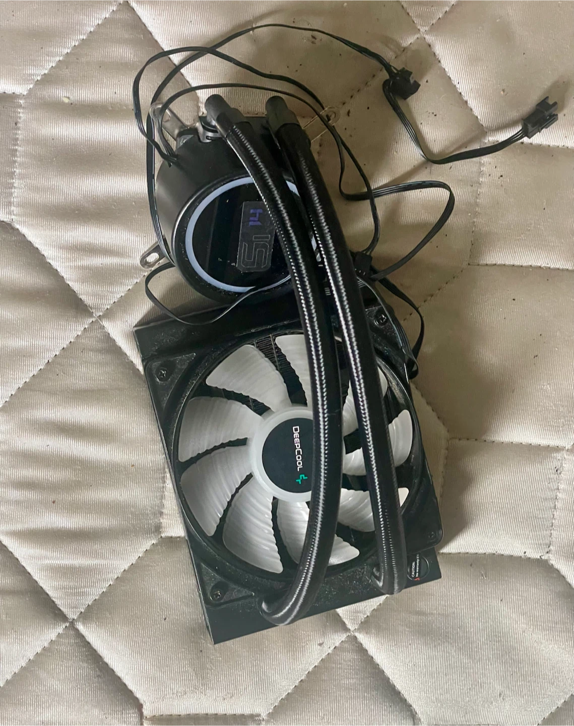 DeepCool Liquid CPU Cooler RGB