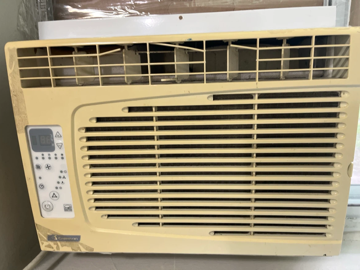 🏈 Garrison 5250 BTU Window Air Conditioner