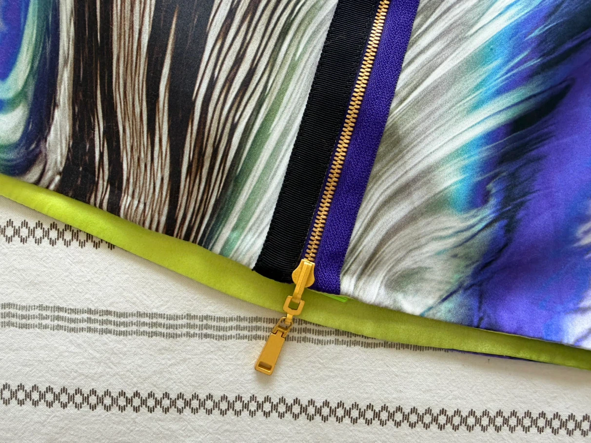 🏈Vintage Elie Tahari Reversible Silk Pencil Skirt - photo 3