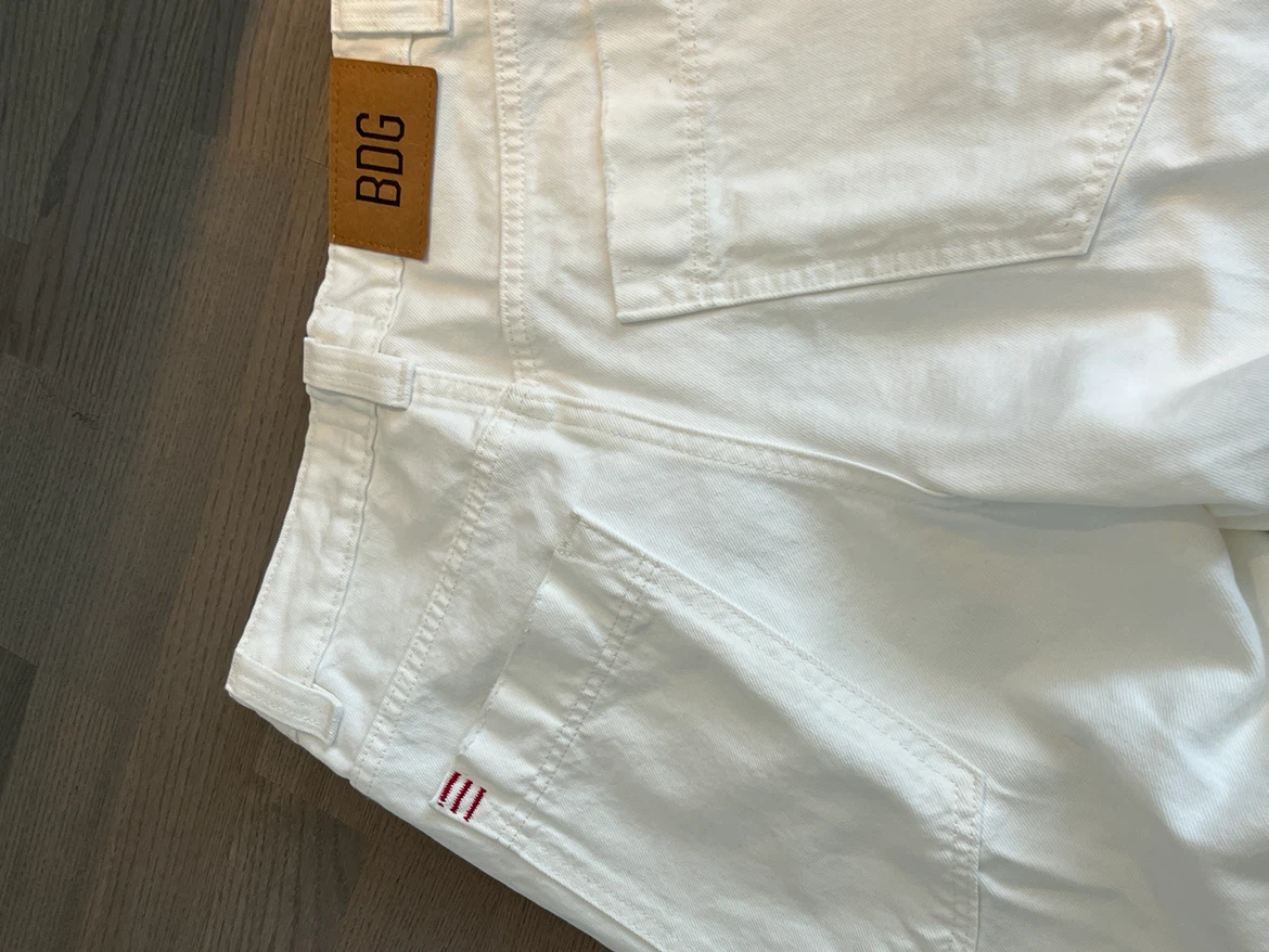 🏈 BDG Urban Outfitters White bella Carpenter Jeans - photo 3