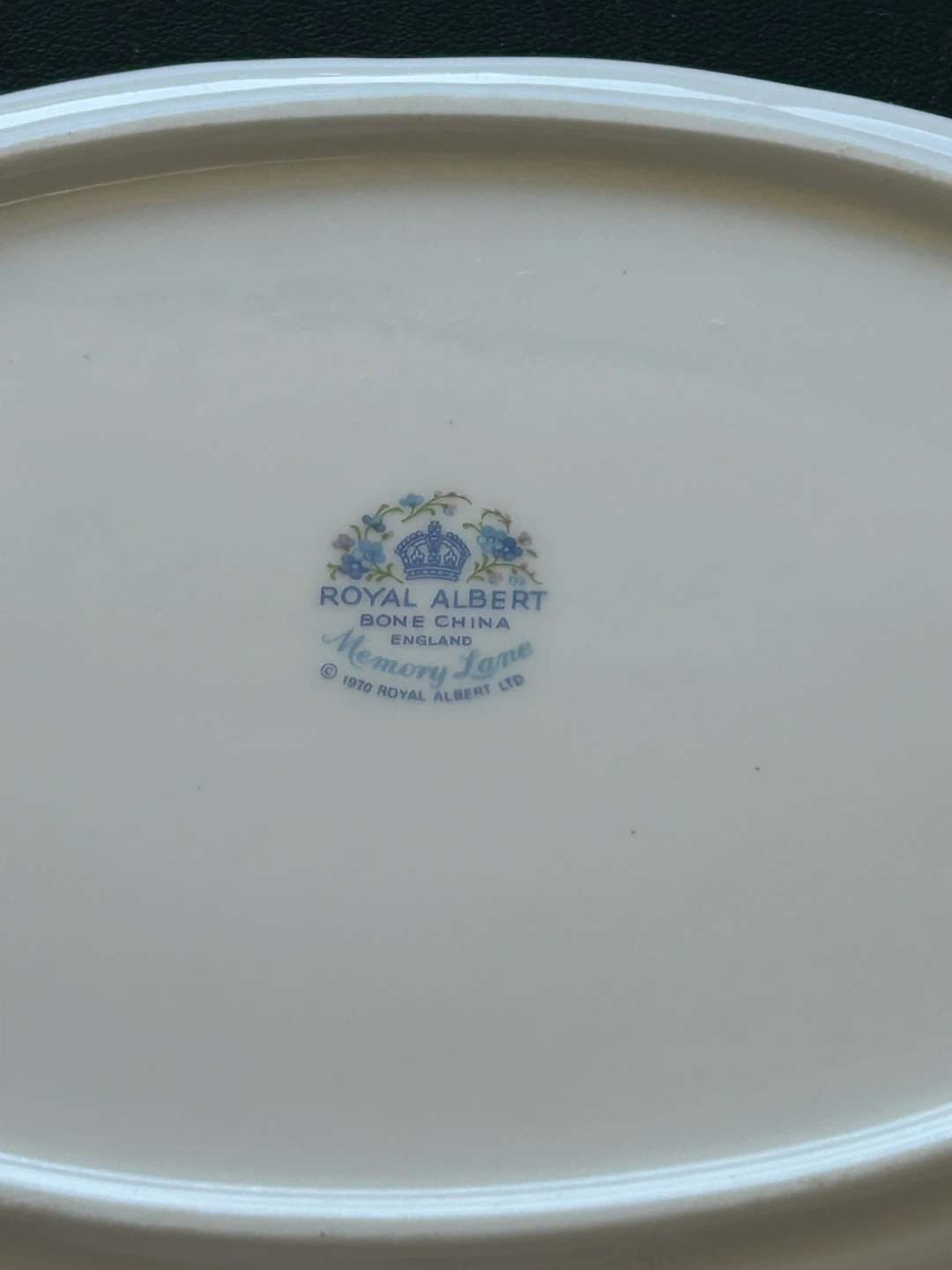 Royal Albert Memory Lane Gravy Boat - photo 5