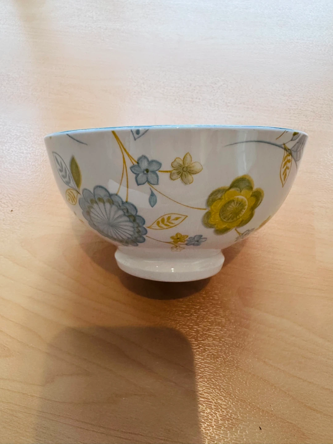 Floral Pattern Ceramic Cereal Bowl🏈