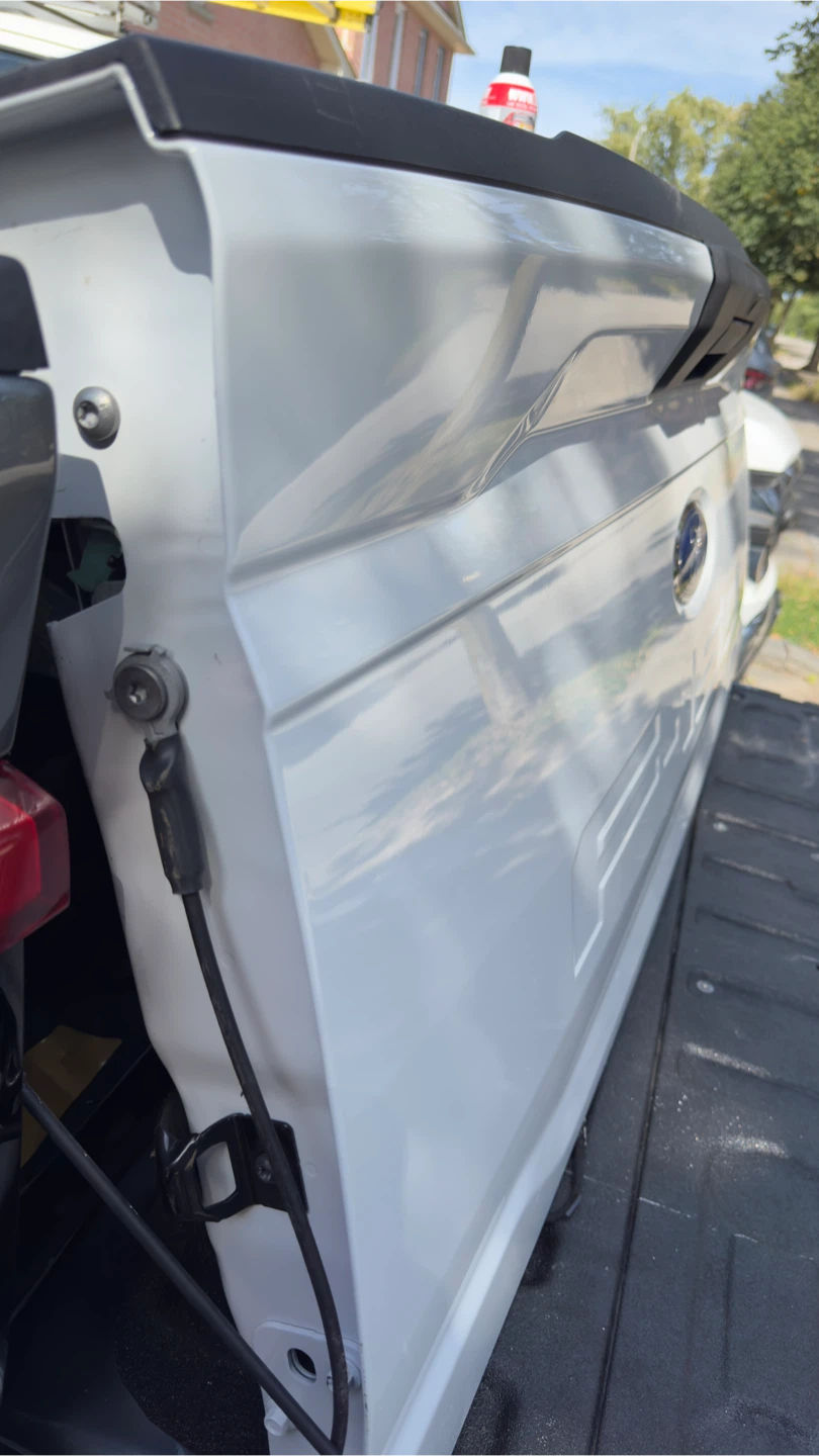 White Ford F-150 Tailgate - photo 3