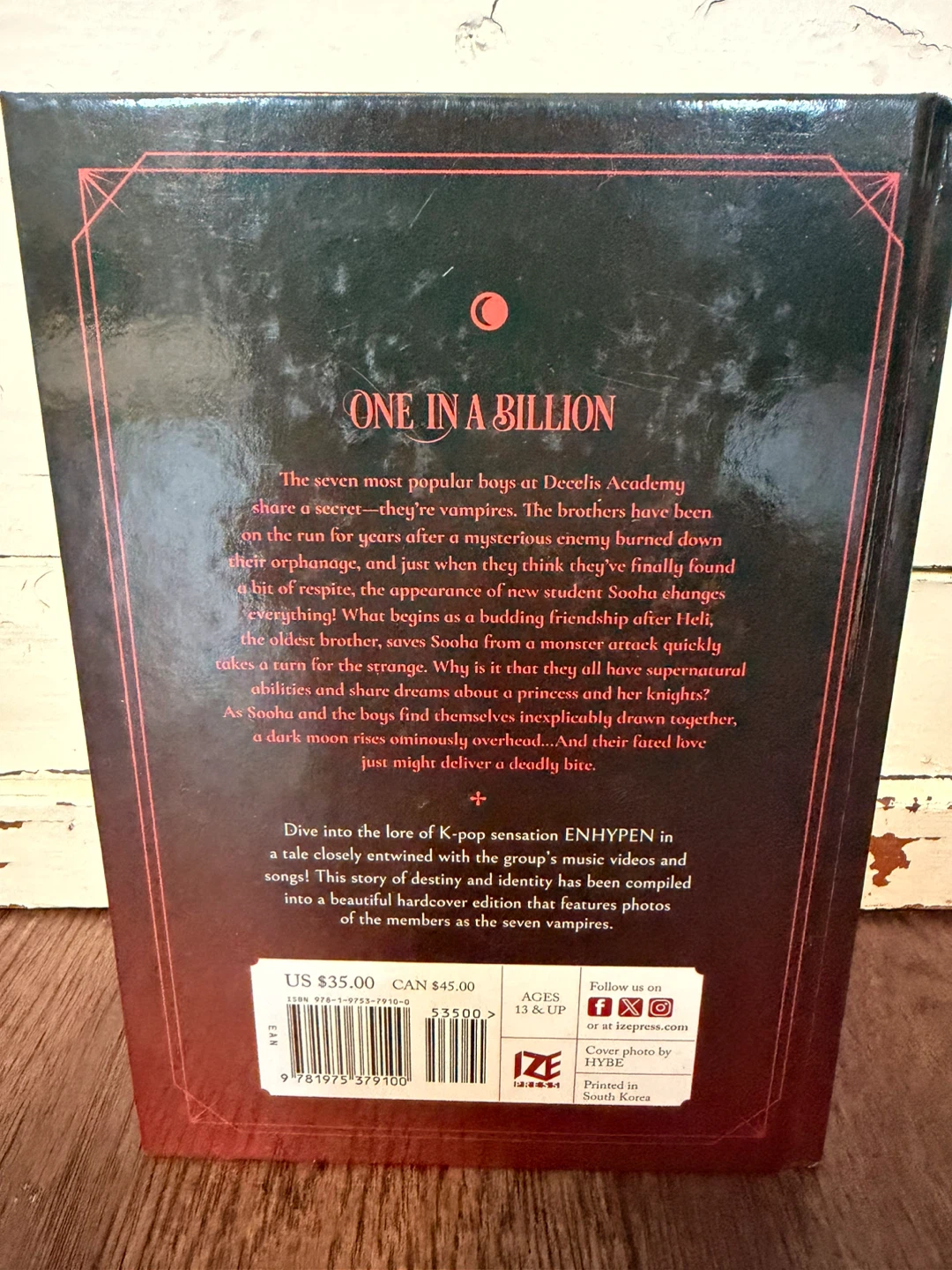 Dark Moon: The Blood Altar Hardcover Novel - photo 3