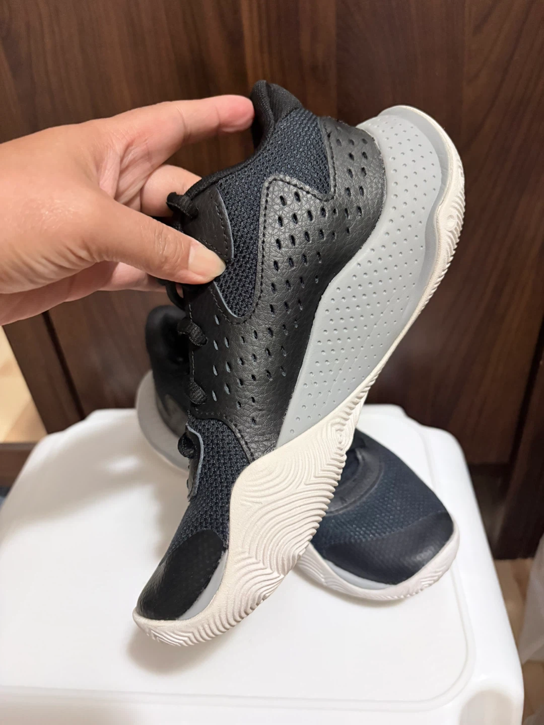 Under Armour Black Athletic Shoes - photo 3