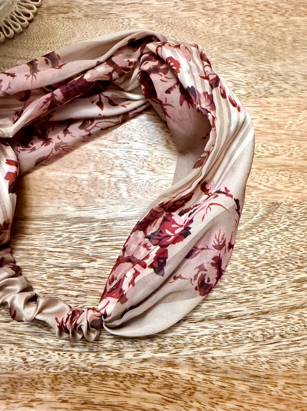 🏈 Anthropologie Adenne Knotted Headband - Vintage Floral - photo 3