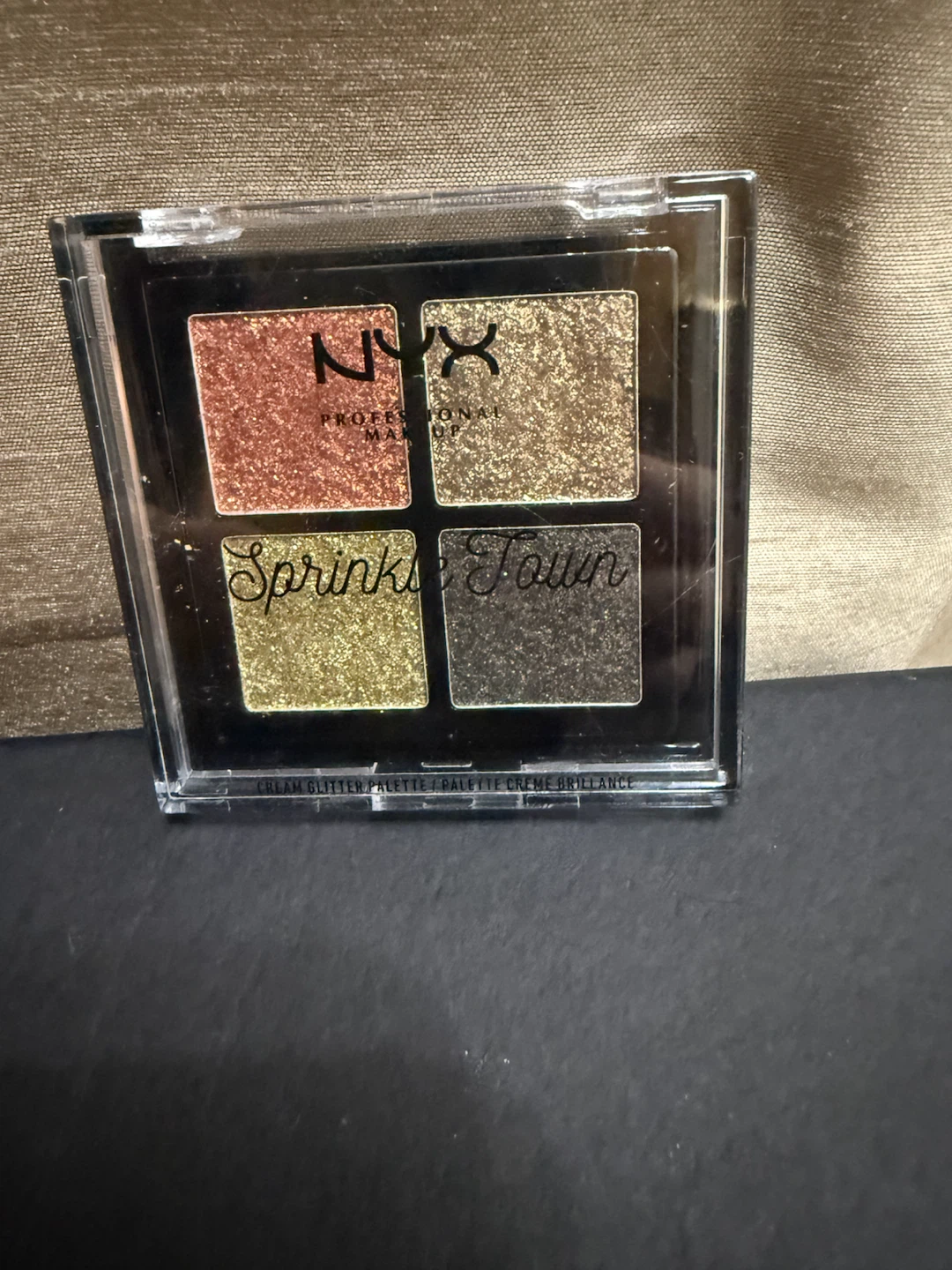 🏈NYX Sprinkle Town Cream Glitter Palette