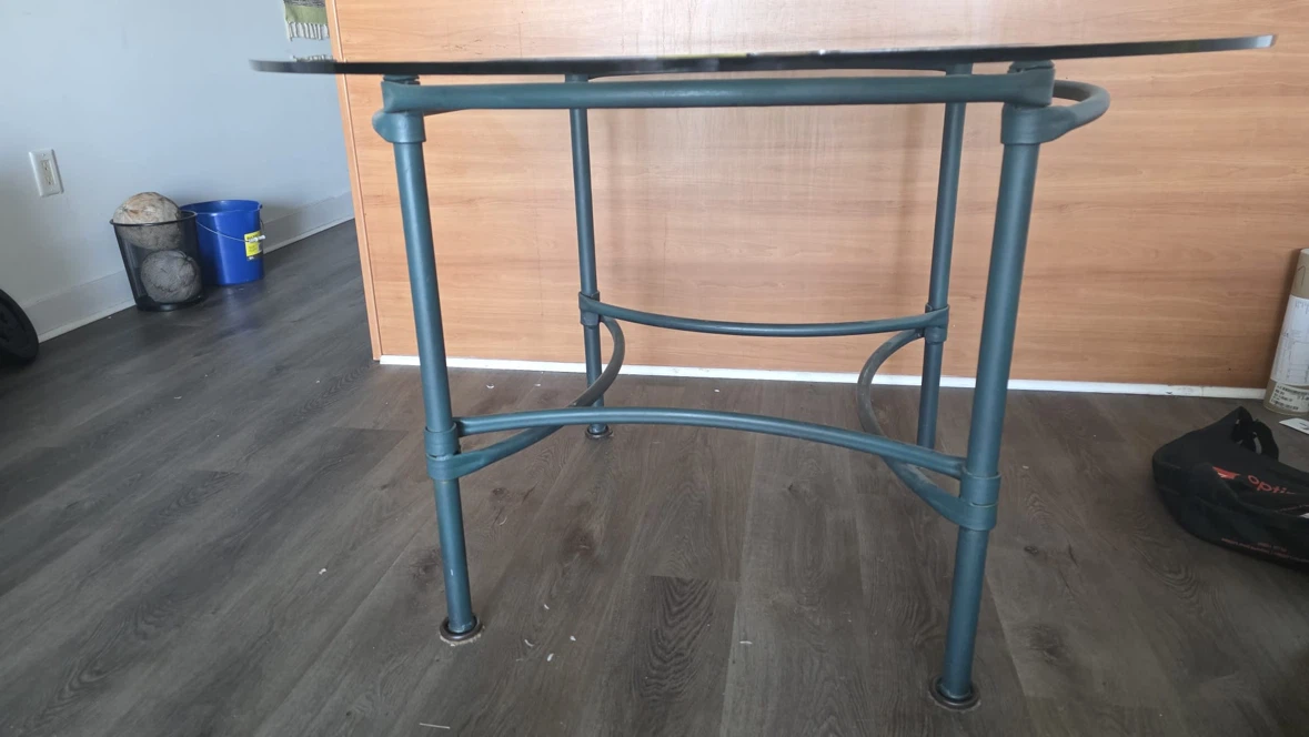 Round Glass Dining Table with Metal Base 🏈 - photo 2