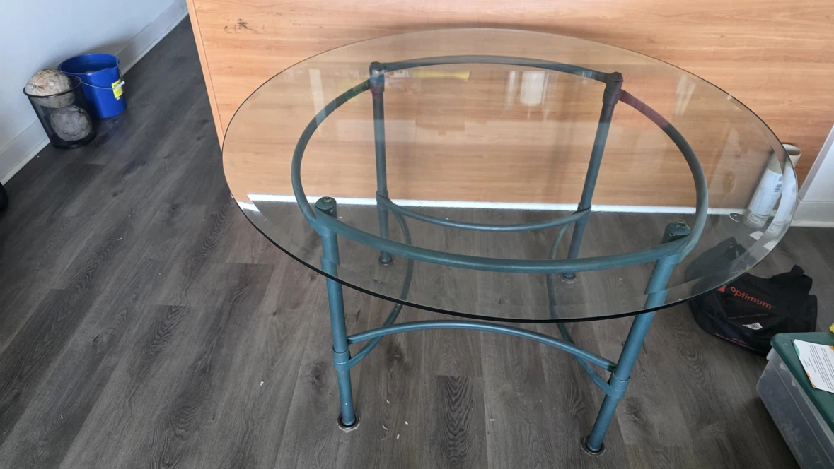 Round Glass Dining Table with Metal Base 🏈 - photo 3