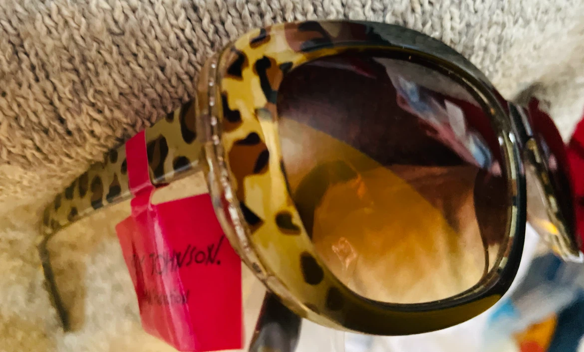 Two Pairs of Betsey Johnson Sunglasses - photo 3